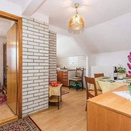 Svetlicic Apartmán *