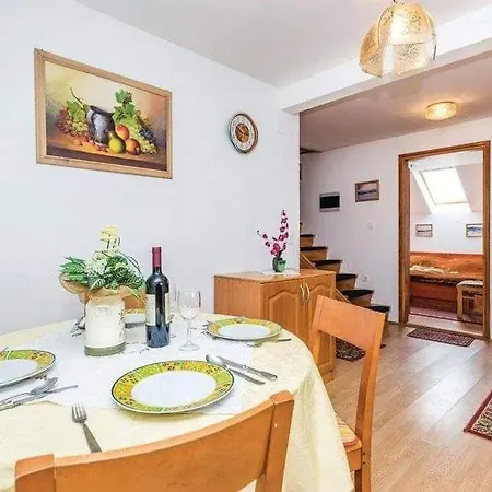 Apartment Svetlicic Ravna Gora